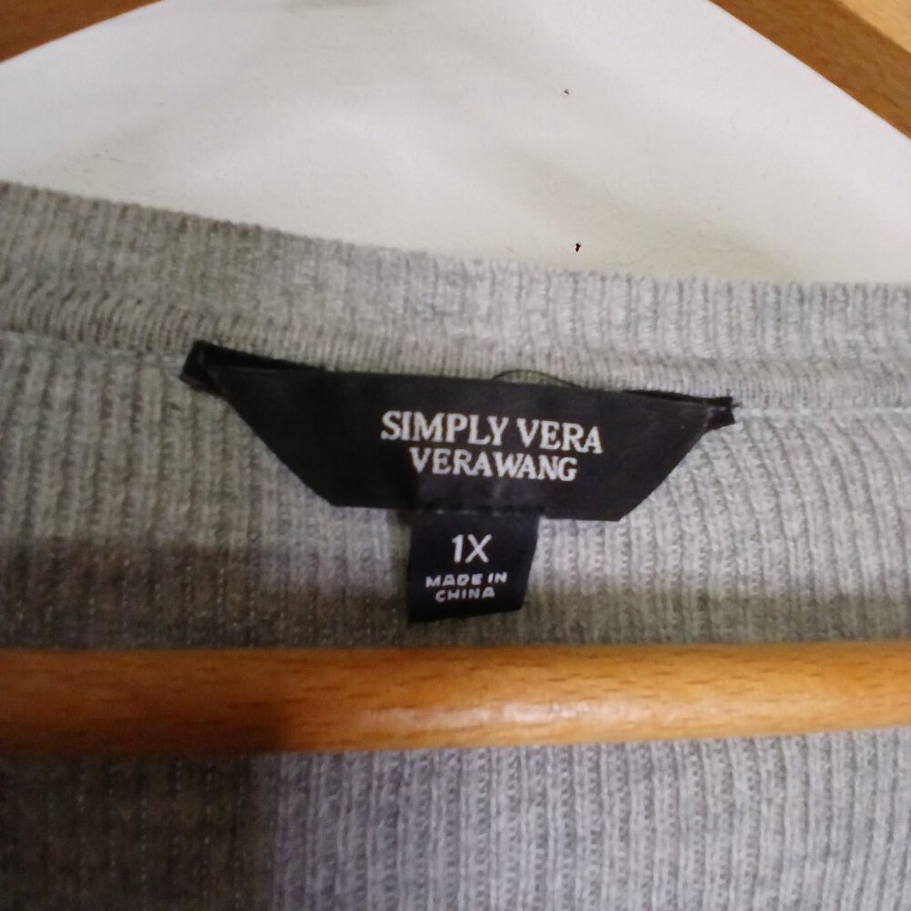 UEC Simply Vera Vera Wang Gray Floral Hi-Low Hem Pullover Sweater Women's Size1X - Picture 4 of 6